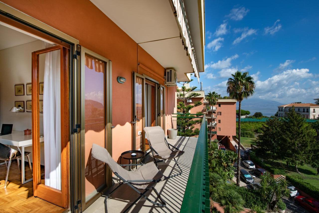 Sorrentovibes - Centre With Amazing View Terraces Apartment *